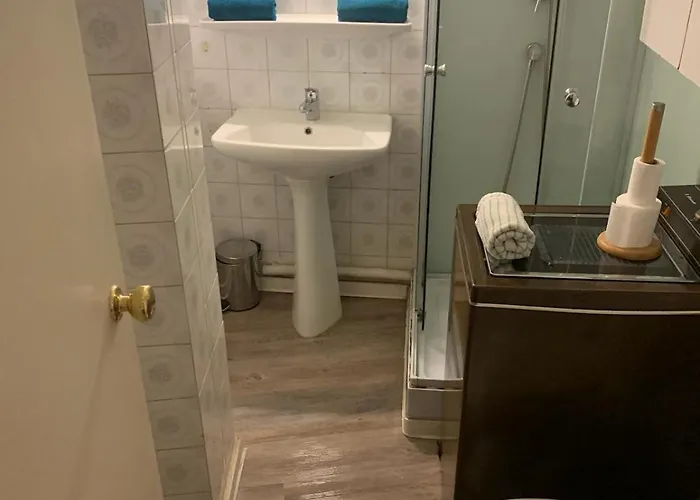 Apartment Cathédrale: Imperial Heart, Near Beaches